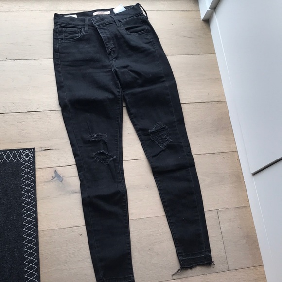720 High Rise Super Skinny Ripped Black Jeans - Picture 4 of 5